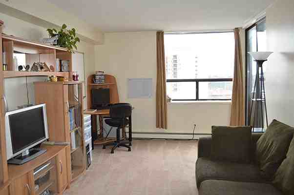 2600 Draper Ave, Ottawa, ON K2H 9A9 1 Bedroom Apartment ...