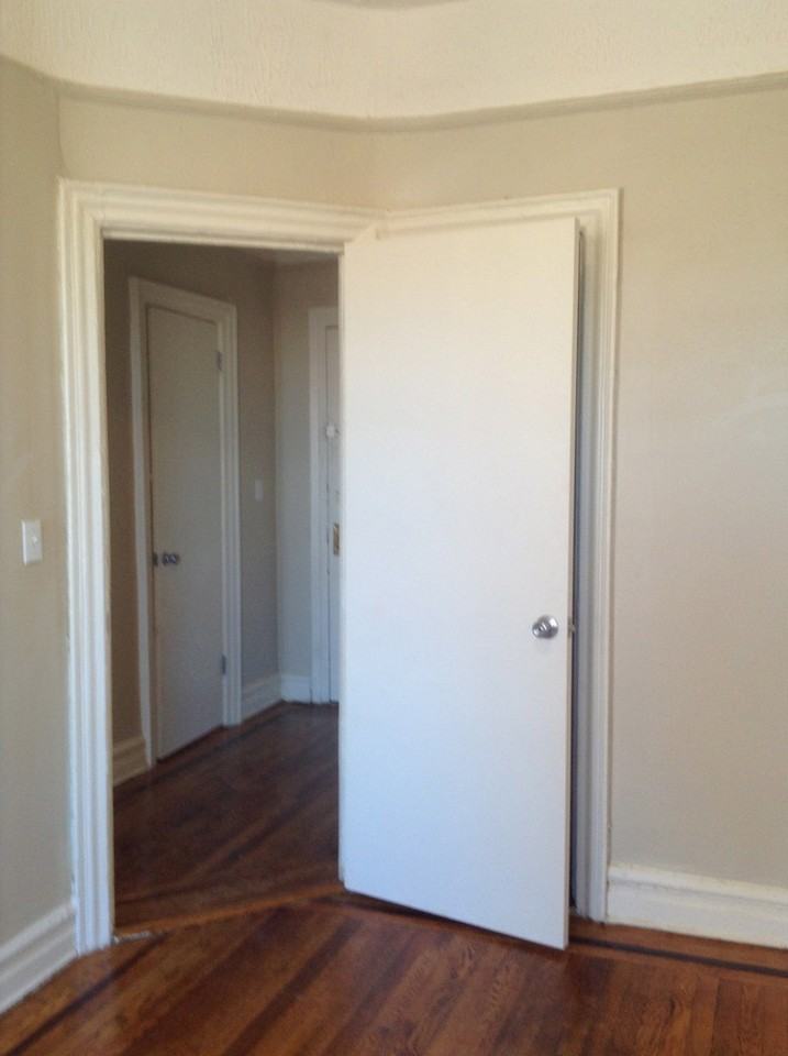 550 Parkside Ave #D2 - Photo 3 of 5