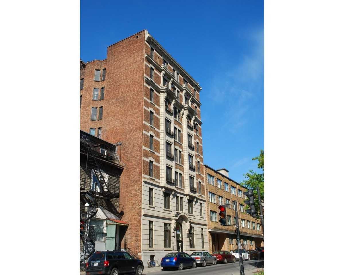 3610 Rue Durocher, Montréal, QC H2X 2E8 3 Bedroom Apartment for Rent