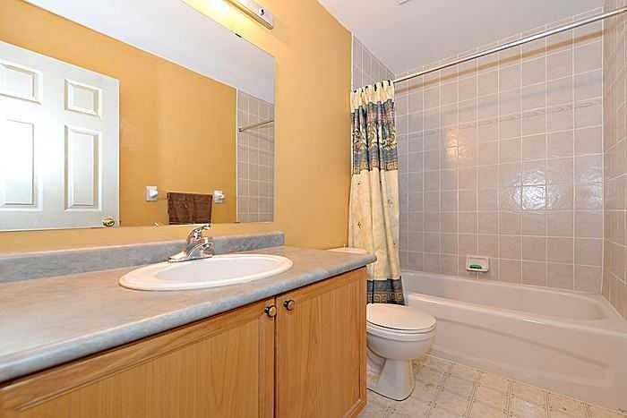 569 Neighbourhood Way - Photo 6 of 10