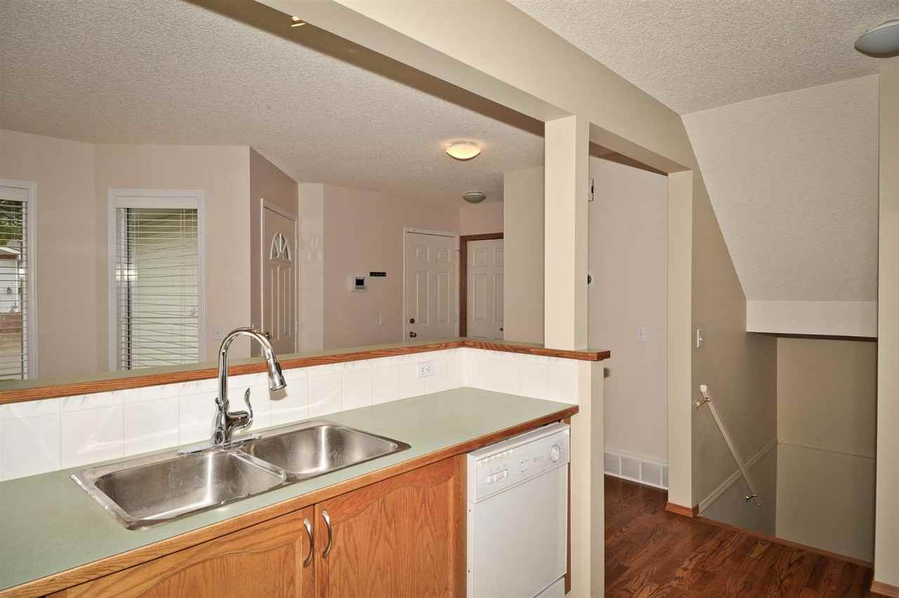 96 Scenic Gardens NW - Photo 2 of 14