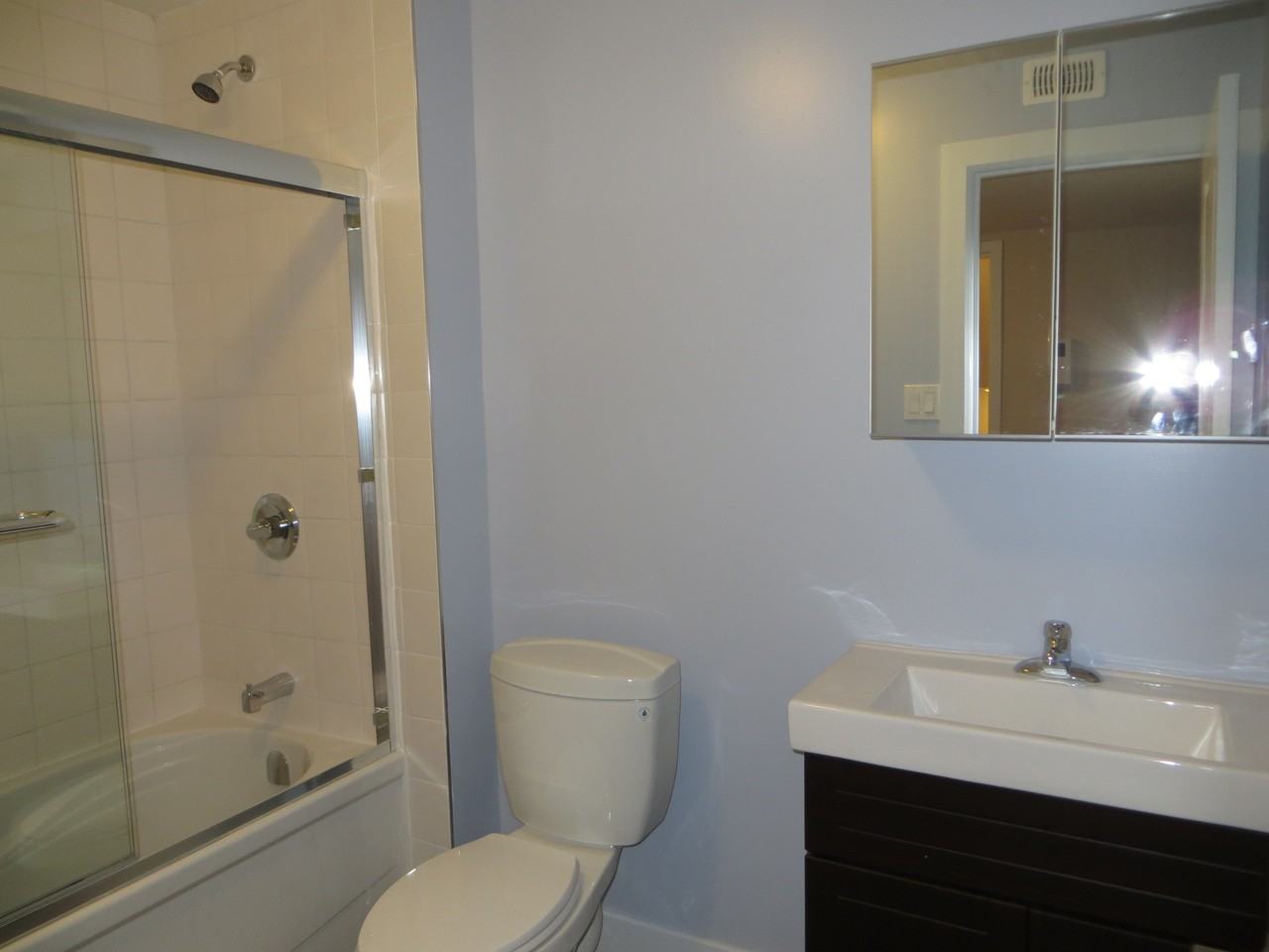 189 E 4th St - Photo 3 of 4