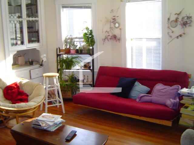 40 Easton St - Photo 2 of 10