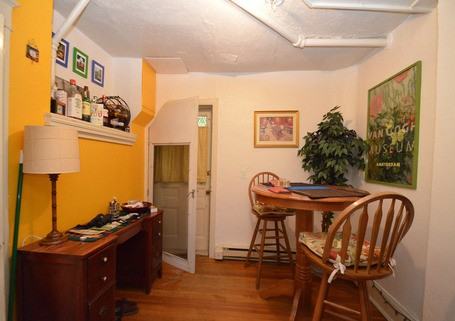 1813 South Road #B - Photo 2 of 10