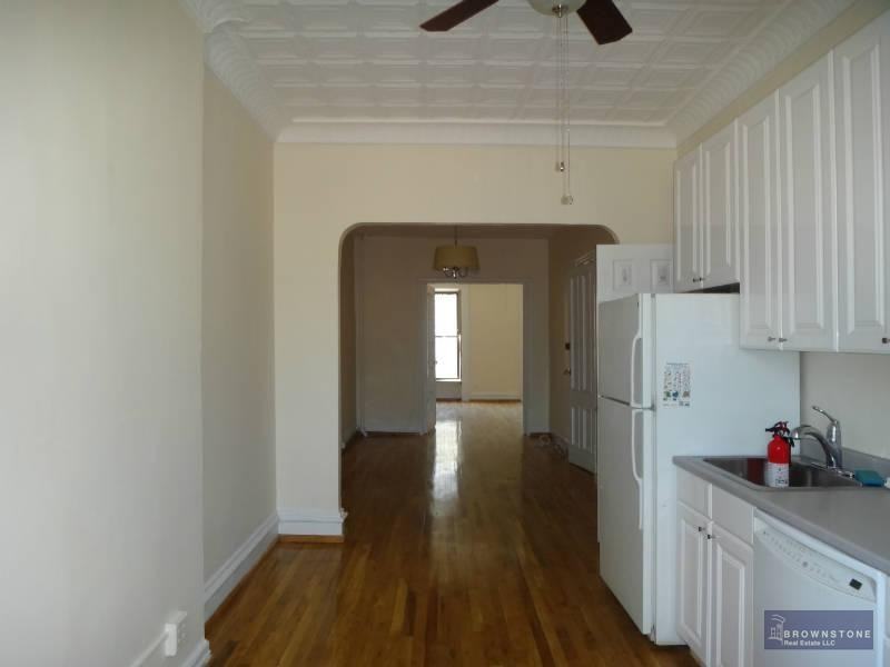 209 President St - Photo 3 of 6