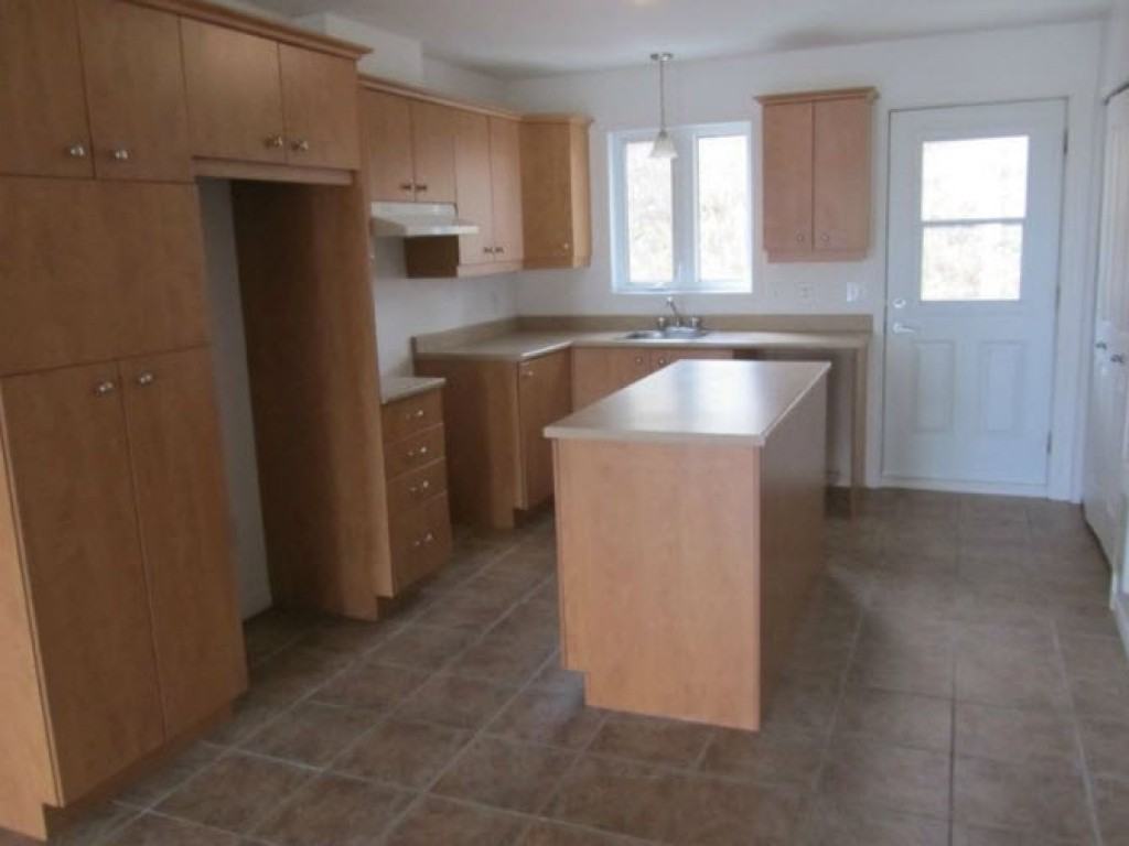 971 Rue Aubry - Photo 2 of 4