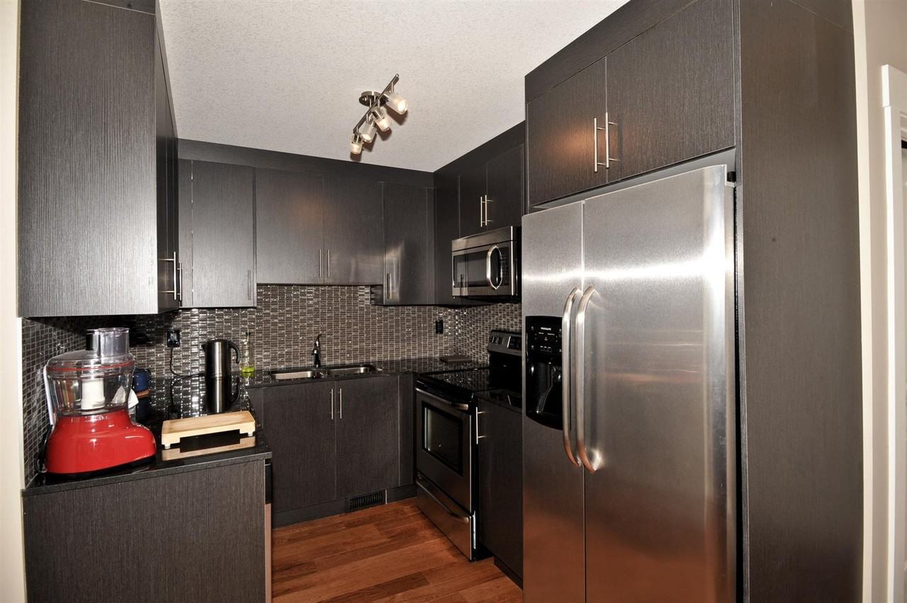 59 W Coach Manor SW #4 - Photo 2 of 12