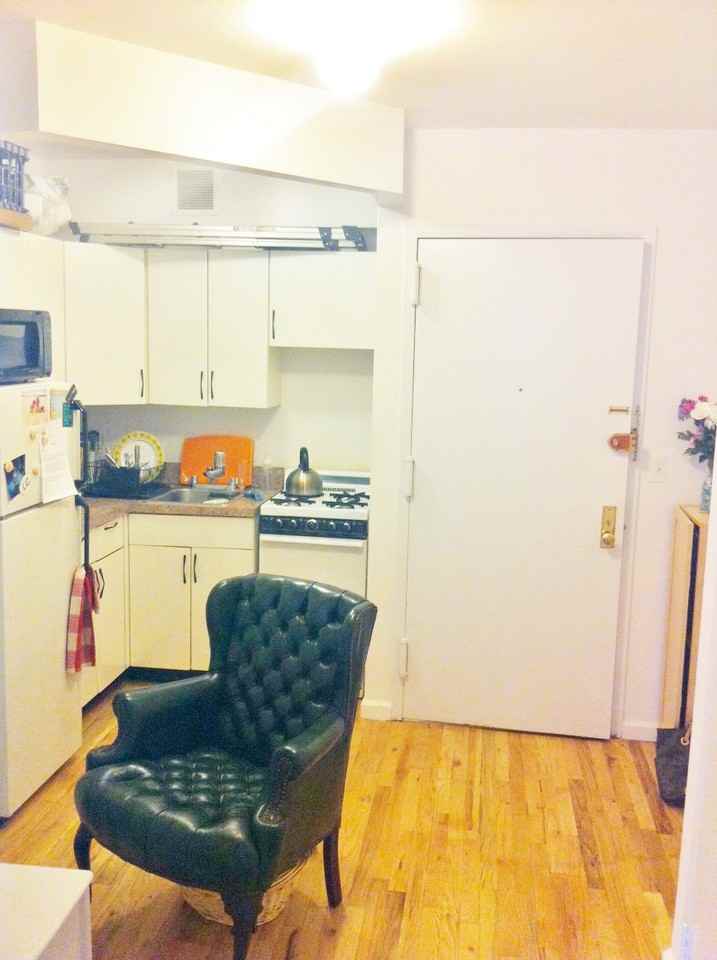 17 Ave C - Photo 3 of 6