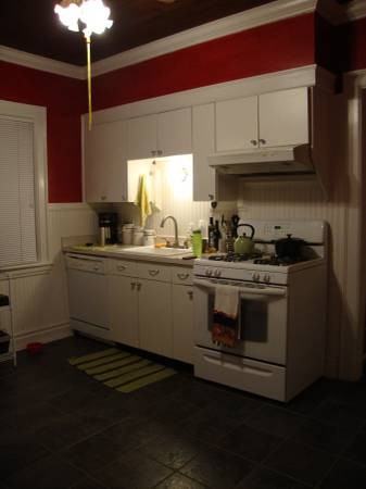 22 Russell St - Photo 2 of 4