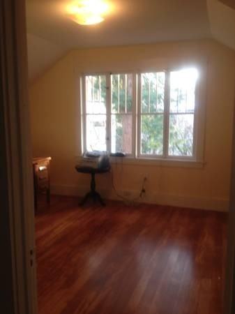 81 Terrace Walk - Photo 3 of 7