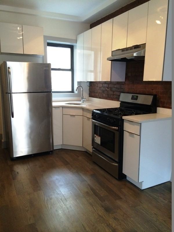242 Vernon Ave - Photo 3 of 3