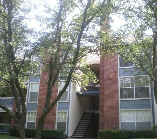 8200 Southwestern Blvd #F286 - Photo 2 of 3