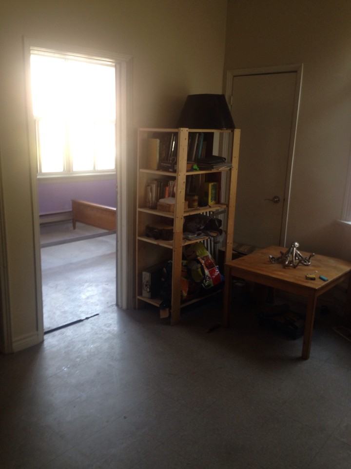 241 Dundas St E #2 - Photo 3 of 4