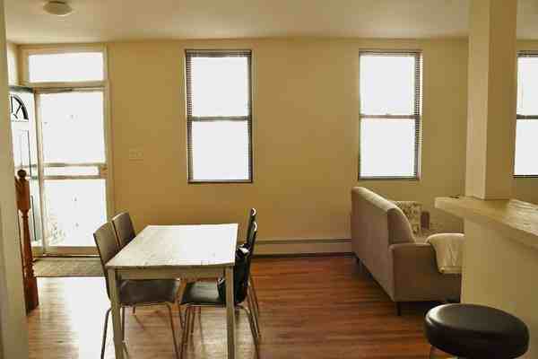 204 Front St - Photo 3 of 9