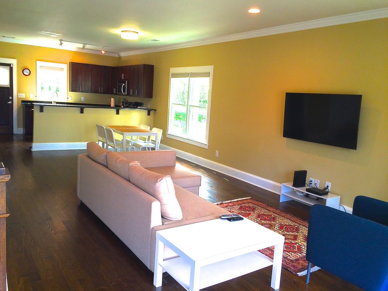 1421 4th Ave N - Photo 2 of 13