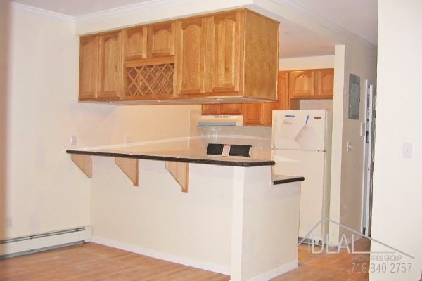 131 Degraw St - Photo 3 of 6