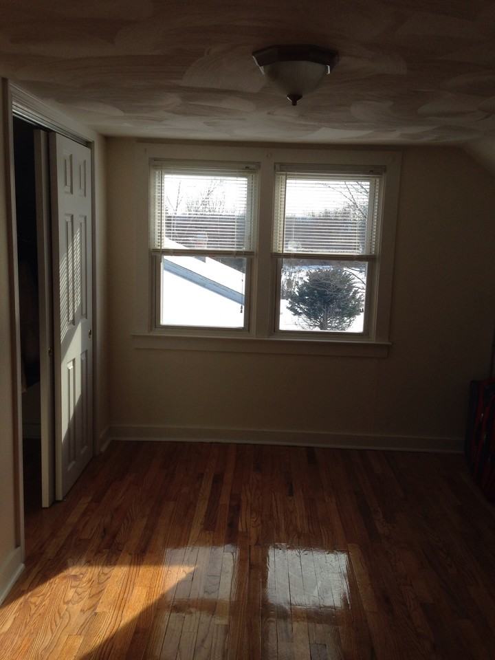 1 Horace Ave - Photo 3 of 4