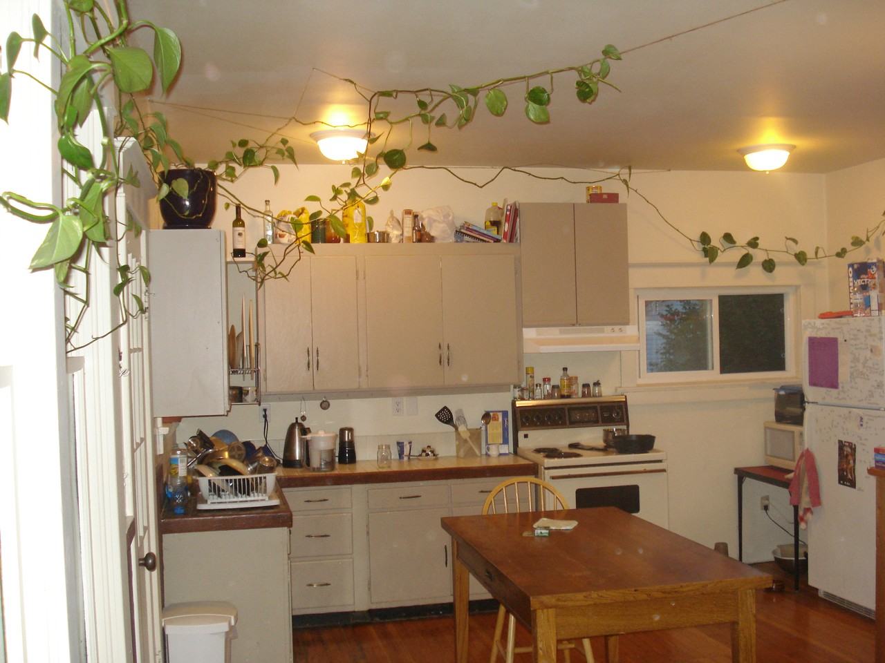 7411 15th Ave - Photo 2 of 5