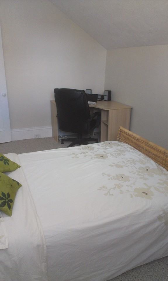 578 Harvey St - Photo 2 of 6