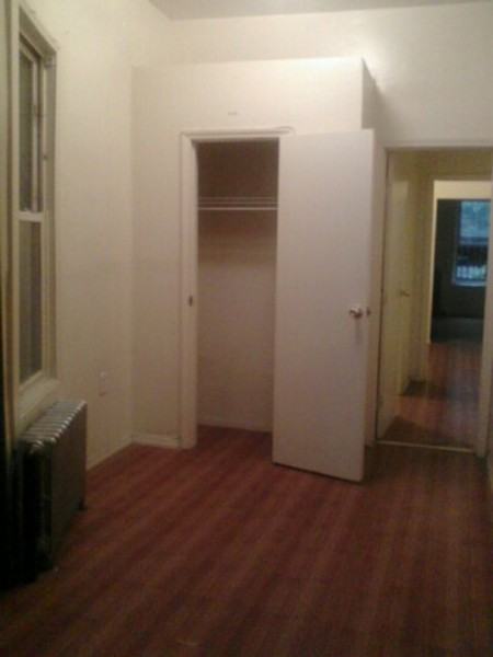 230 Skillman Ave 1L - Photo 2 of 3