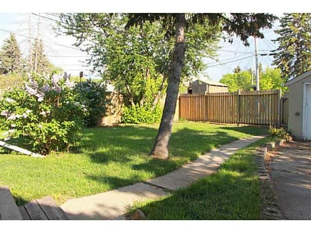 11615 112 Ave NW #Main - Photo 7 of 9