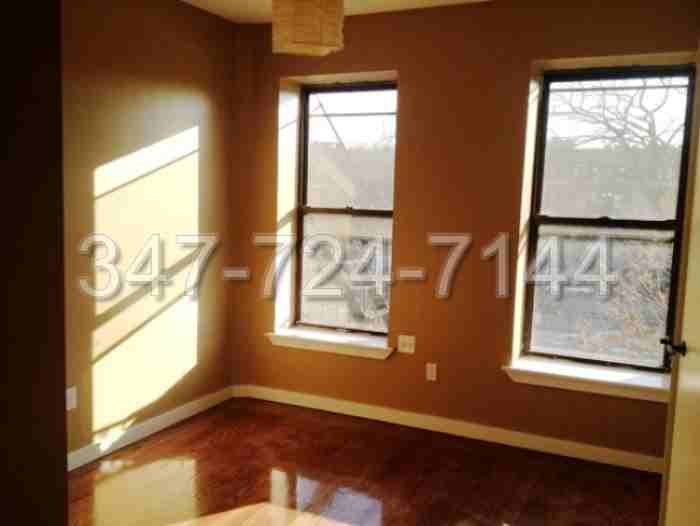 1063 Eastern Pkwy - Photo 3 of 7