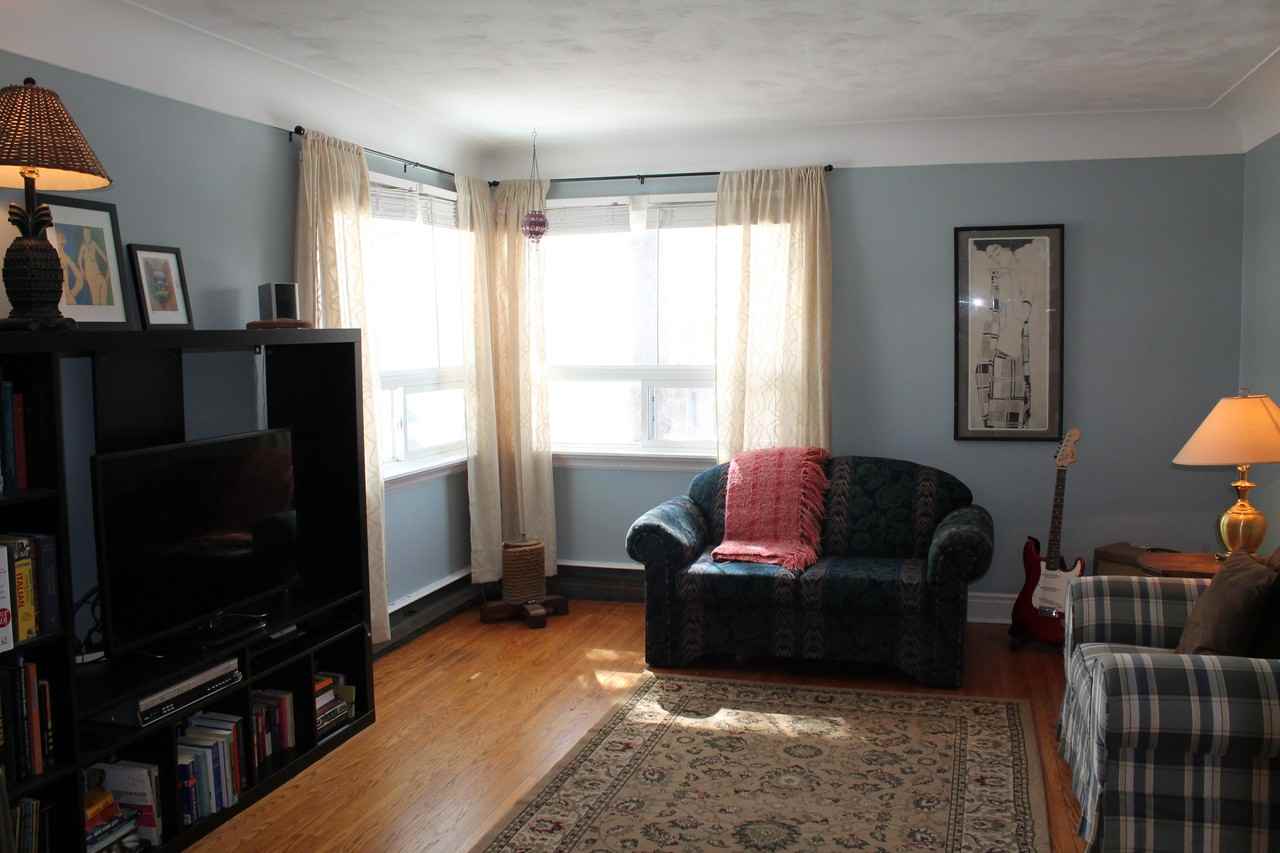 81 Bellevue St - Photo 2 of 3