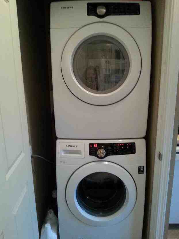 5834 Dalgleish Rd NW - Photo 3 of 4