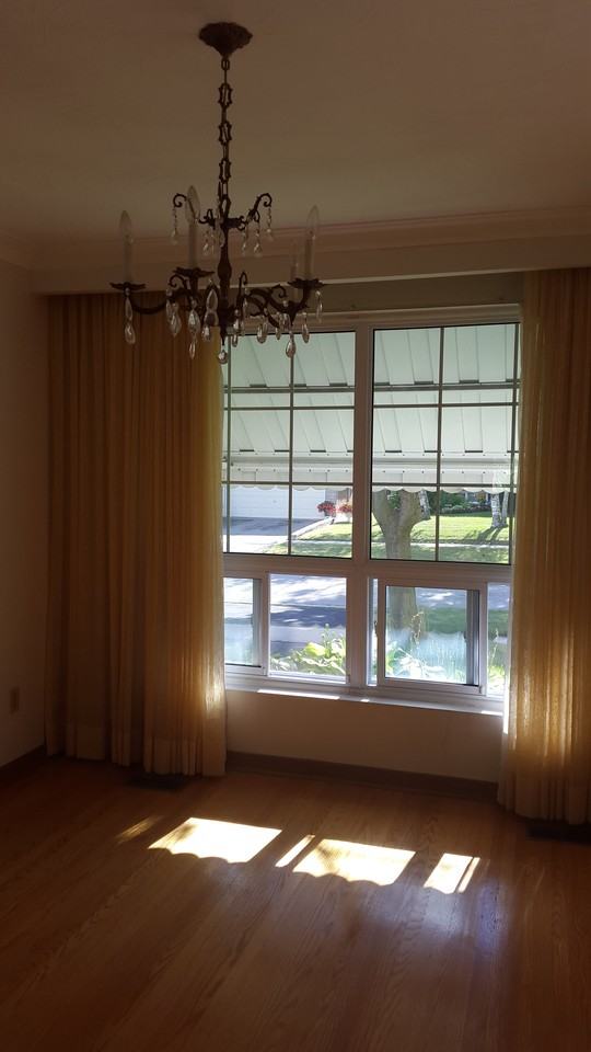 31 Roker Crescent - Photo 2 of 4