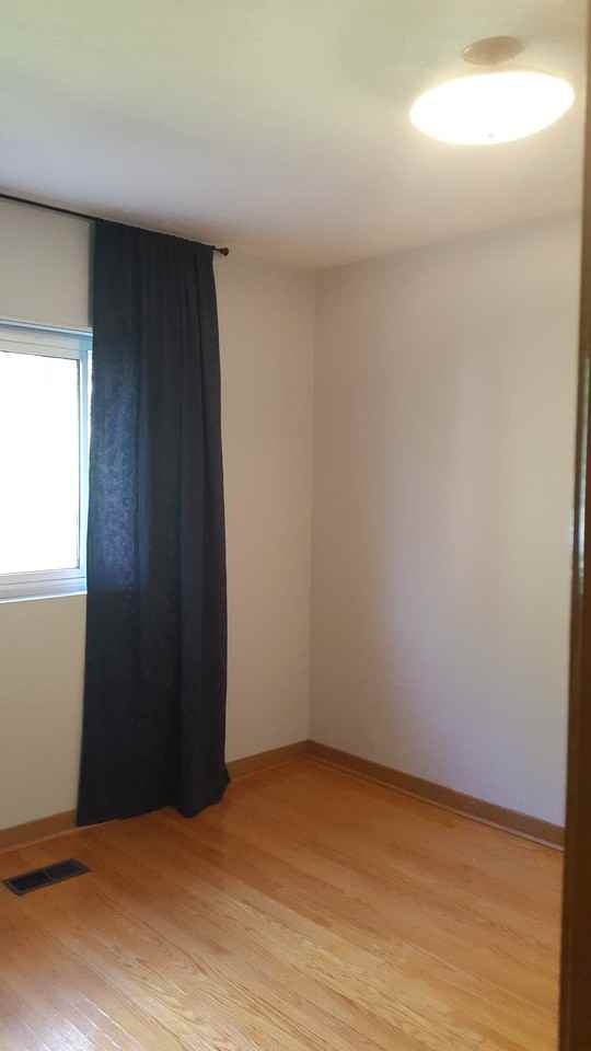 31 Roker Crescent - Photo 3 of 4