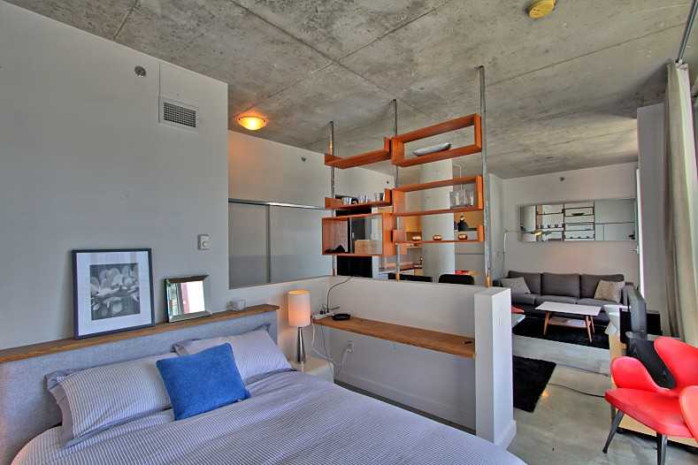 630 Rue William #716