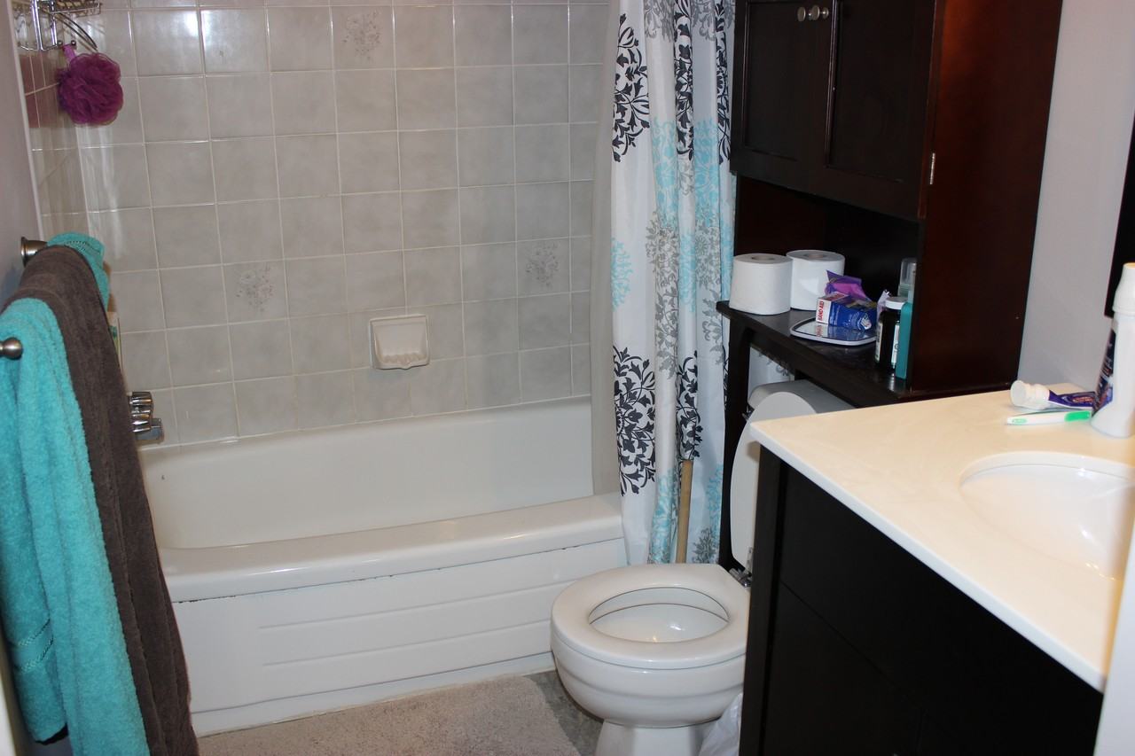 508 Essa Rd - Photo 2 of 8