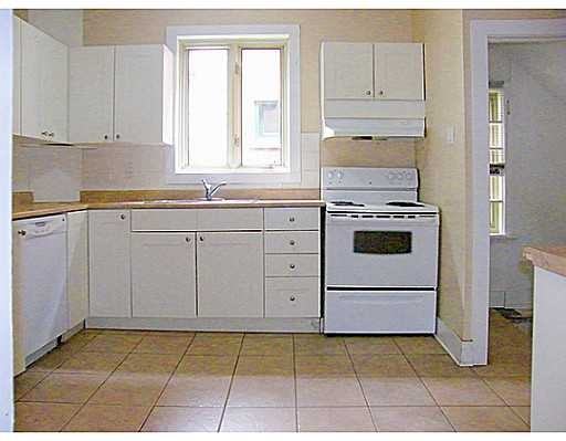 391 Sunnyside Ave, Ottawa, ON K1S 0S3 5 Bedroom House for 2,100/month