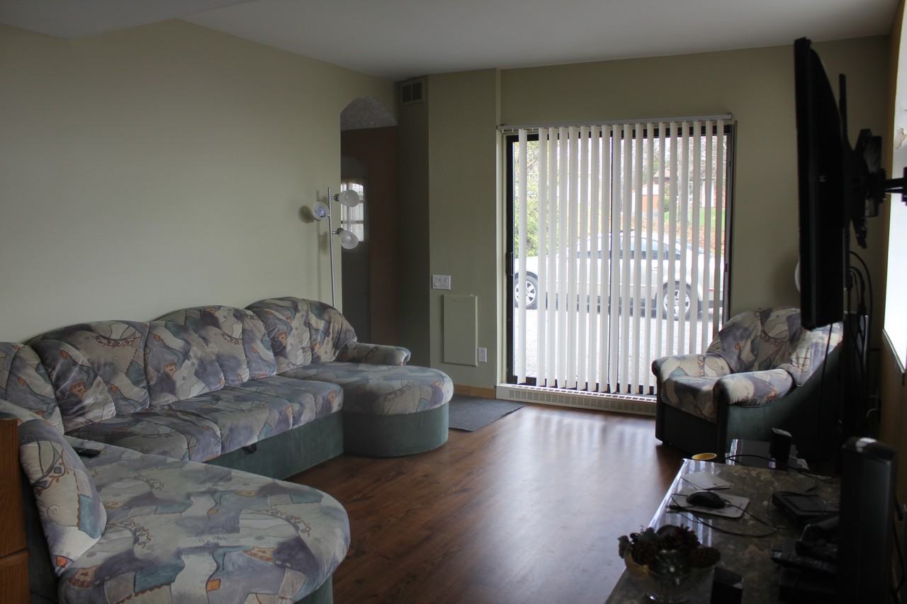 129 Rue Dorval - Photo 2 of 9