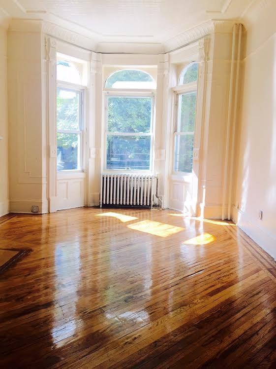 1270 Jefferson Ave PARLORLEVE - Photo 3 of 5