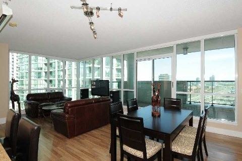 12 William Holmes Borders Senior Dr SE - Photo 2 of 6