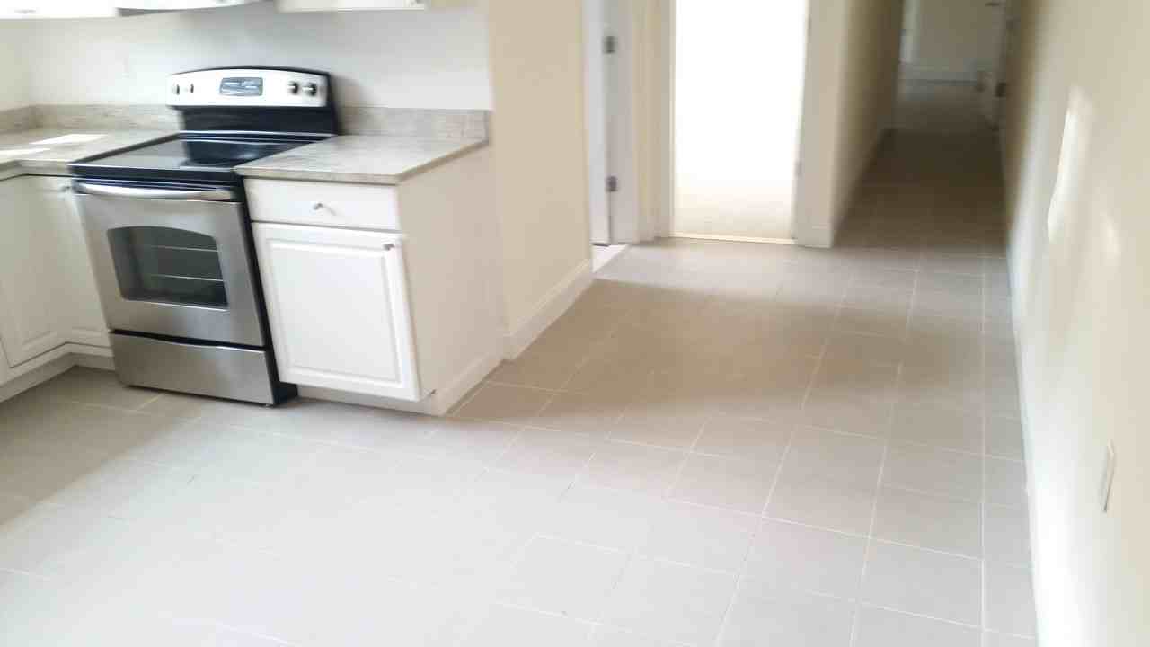 953 Washington Ave #1A - Photo 3 of 7