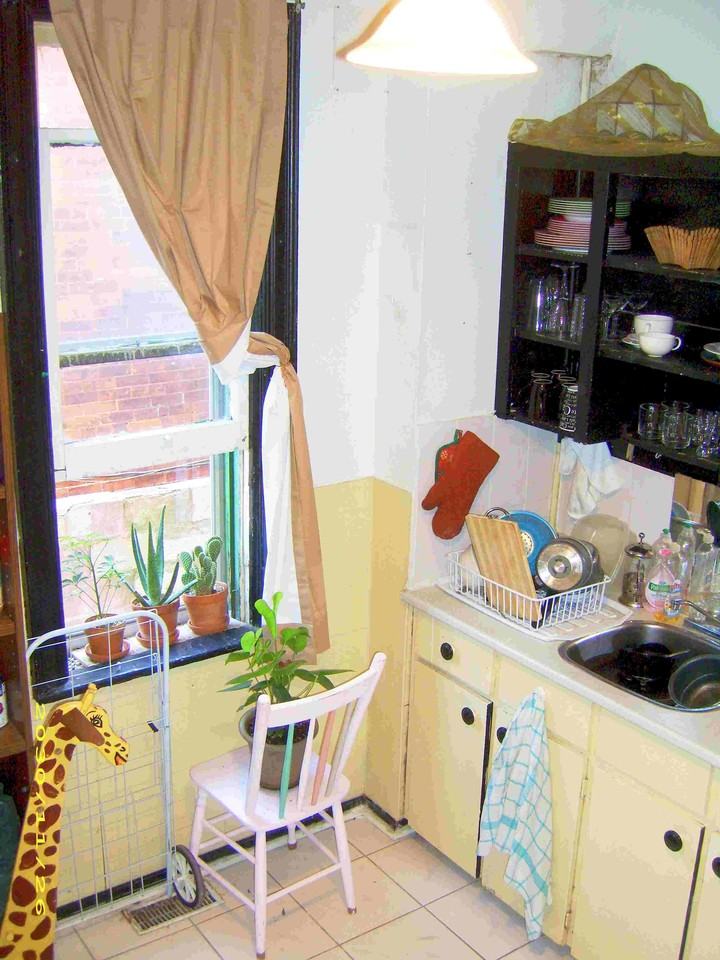 39 Kensington Ave 12 - Photo 3 of 7