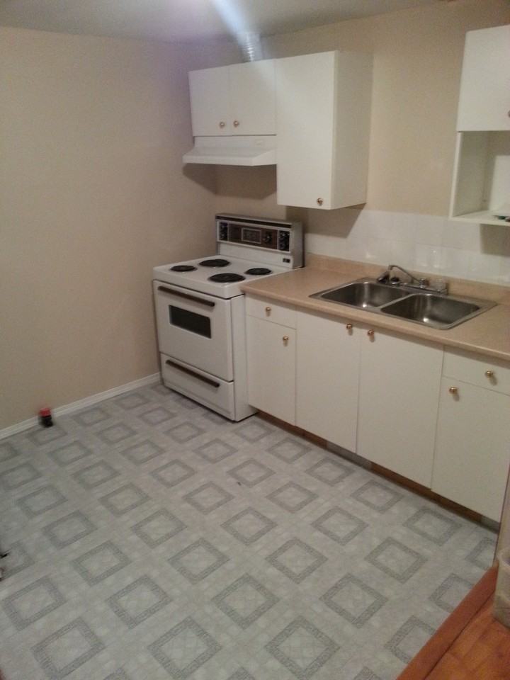 23 Bernard Close NW - Photo 3 of 4