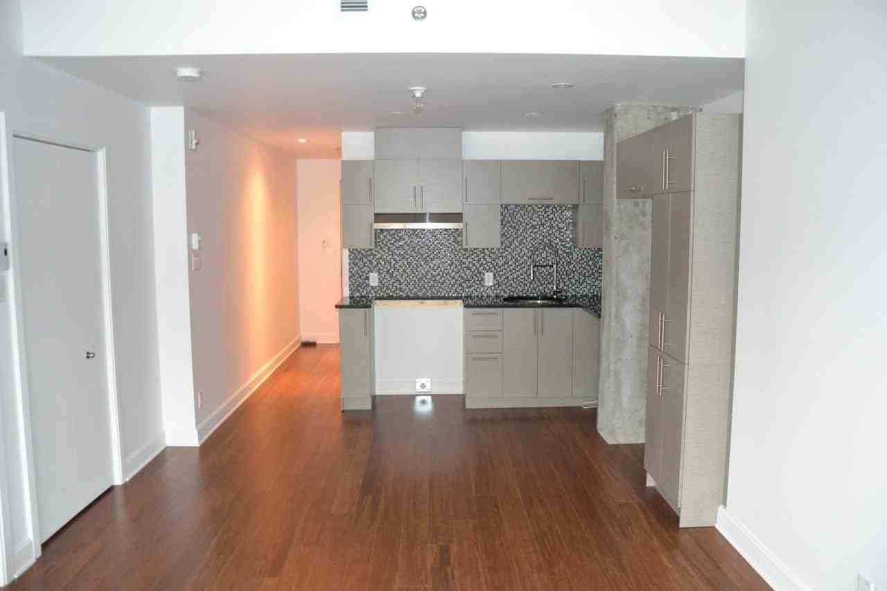 5505 Chemin Queen Mary, Montréal, QC H3X 1V4 1 Bedroom Apartment for