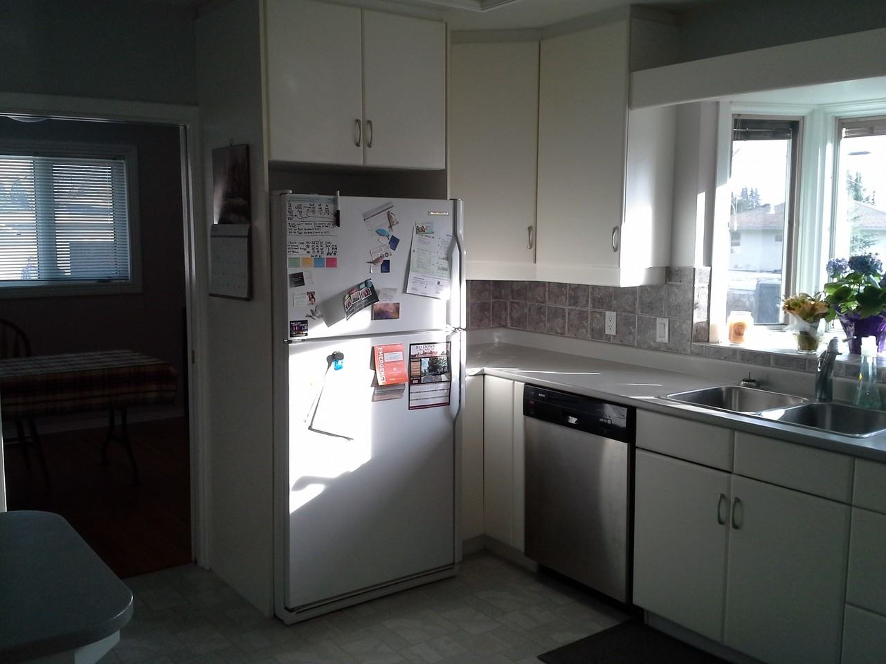 6934 106 Ave NW - Photo 3 of 7