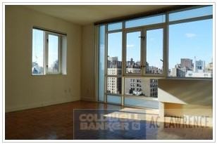 385 1st Ave - Photo 2 of 7