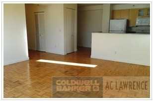 385 1st Ave - Photo 3 of 7