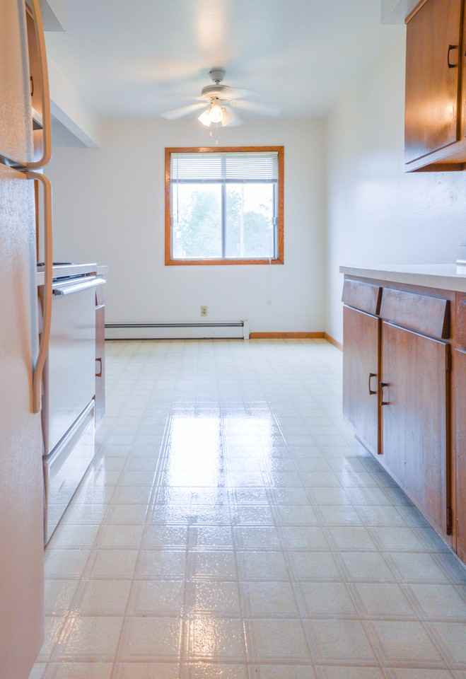 3615 S 60th St - Photo 2 of 9