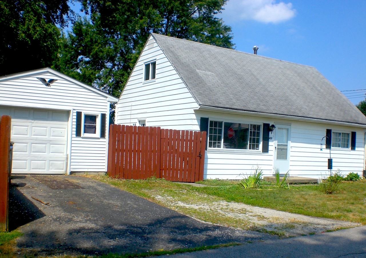 1438 Scenic Way - Photo 2 of 14