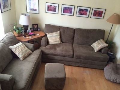 107 Woodbury Rd - Photo 3 of 3