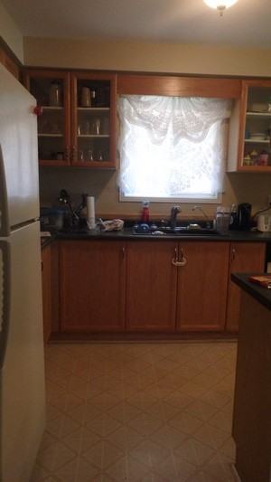 187 Heydon Ave - Photo 3 of 11