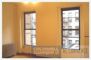 309 W 50th St - Photo 3 of 3