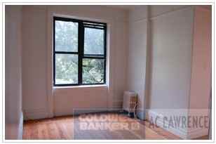 42 Bank St - Photo 3 of 6