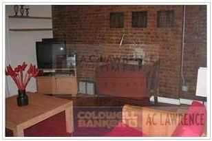 121 Bank St - Photo 2 of 10